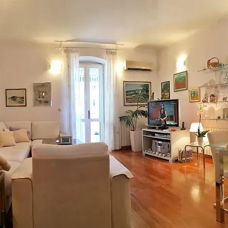 Klarina 4*